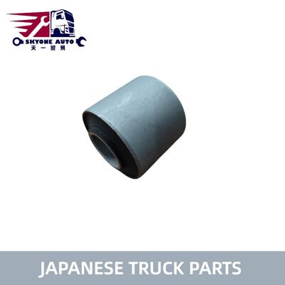 জাপানি ট্রাকের যন্ত্রাংশ 1517790670 1-51779067-0 ISUZU EXR50 ট্রাকের জন্য স্ট্যাবিলাইজার বার বুশিং ISUZU TRUCK PARTS