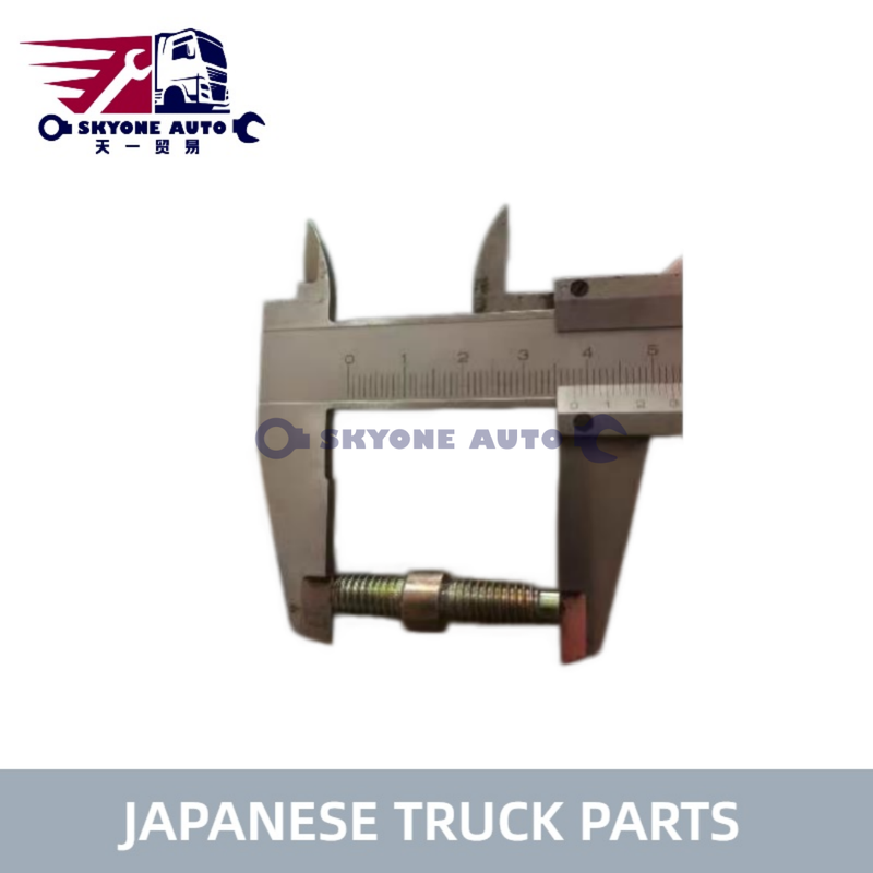 ISUZU NPR75 4HK1-T ট্রাক ISUZU ট্রাক পার্টসের জন্য জাপানি ট্রাক যন্ত্রাংশ তেল প্যান স্টাড 8-97190392-0 8971903920